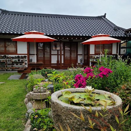 Hanok Raon Gyeongju Exteriör bild